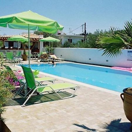 Skala Apartments Agia Marina  ภายนอก รูปภาพ