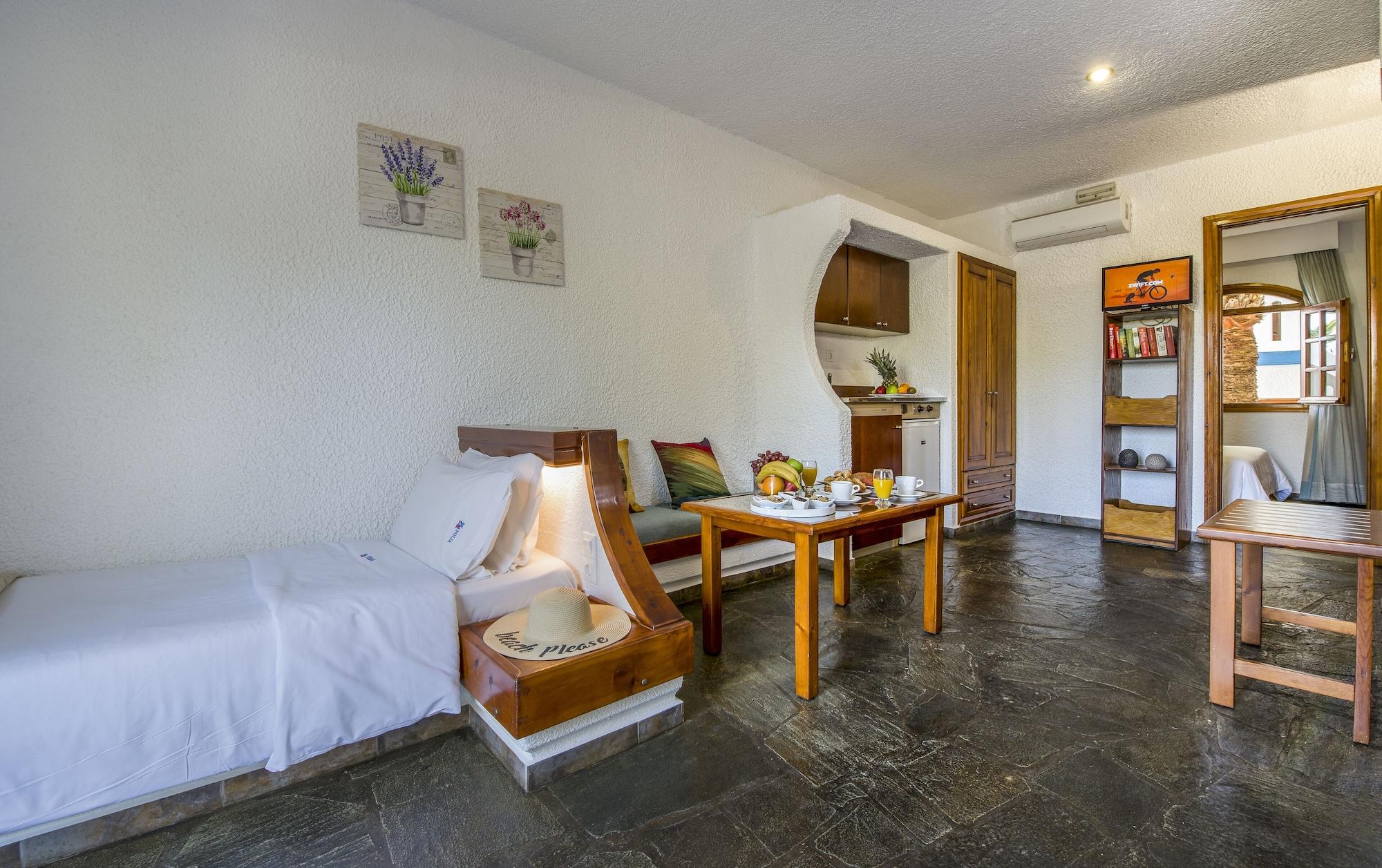 Skala Apartments Agia Marina  ภายนอก รูปภาพ