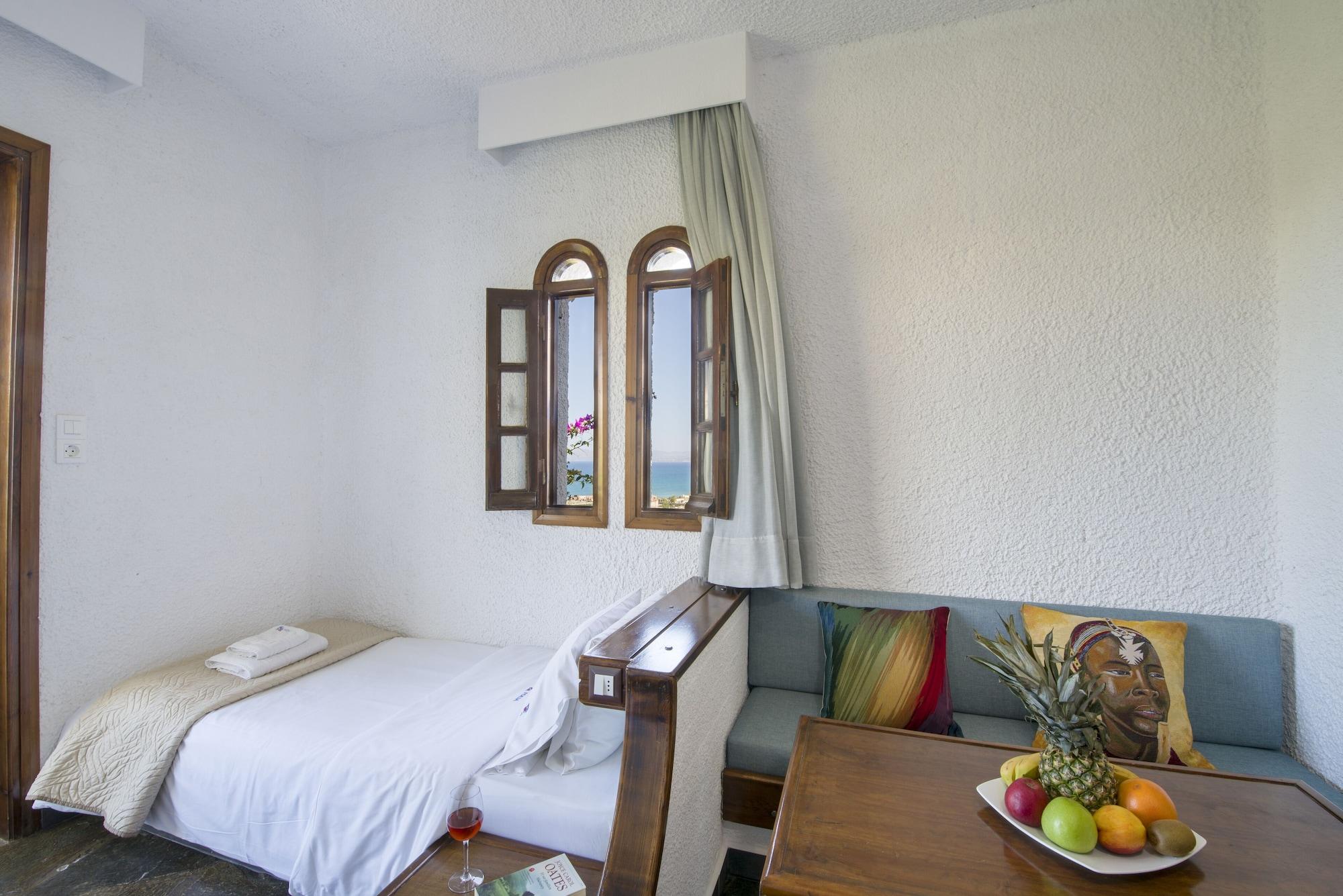 Skala Apartments Agia Marina  ภายนอก รูปภาพ