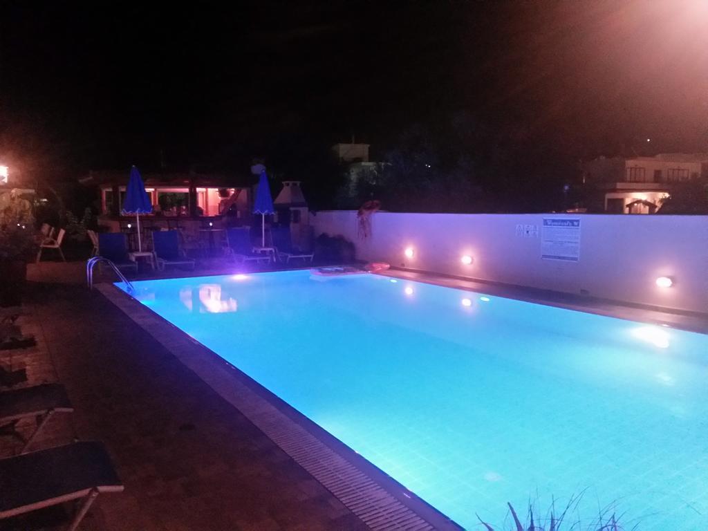 Skala Apartments Agia Marina  ภายนอก รูปภาพ