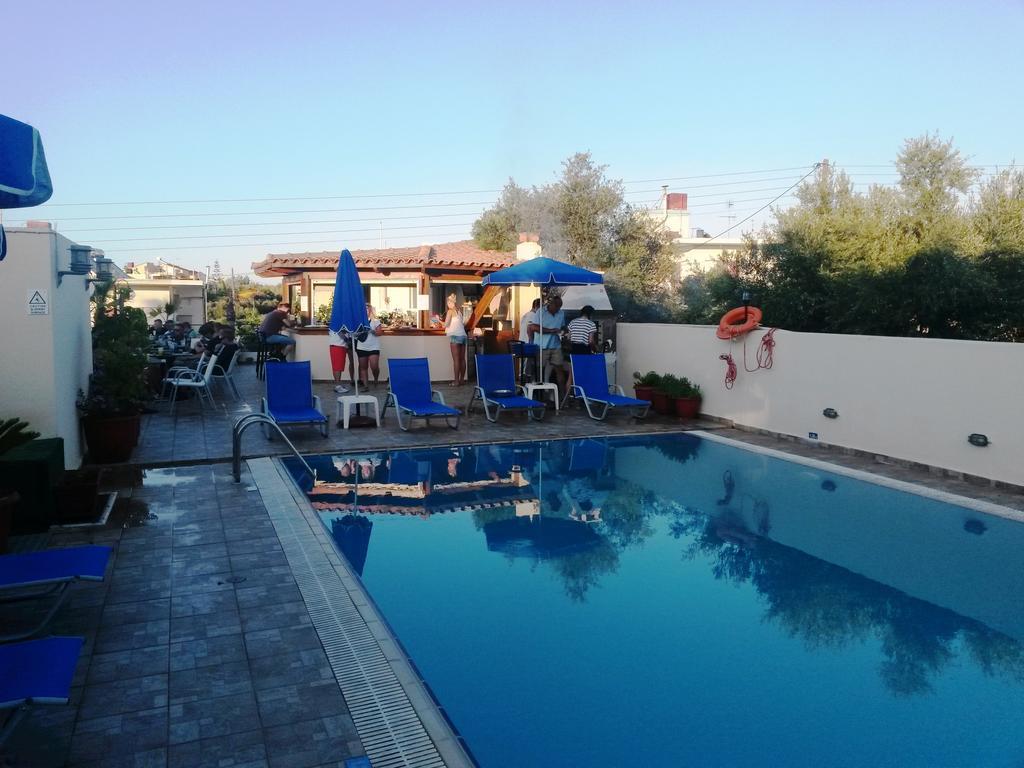 Skala Apartments Agia Marina  ภายนอก รูปภาพ